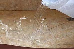 镇雄漏水维修 免砸砖防水材料该如何施工